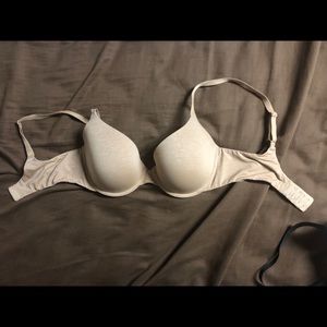 2/$15 Victoria’s Secret Uplift Semi Demi bra